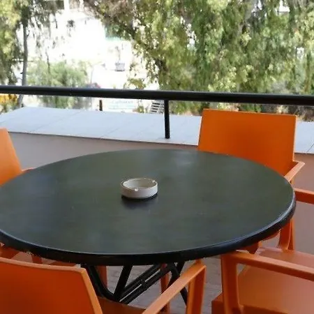 River Ξενοδοχείο με διαμερίσματα 3*